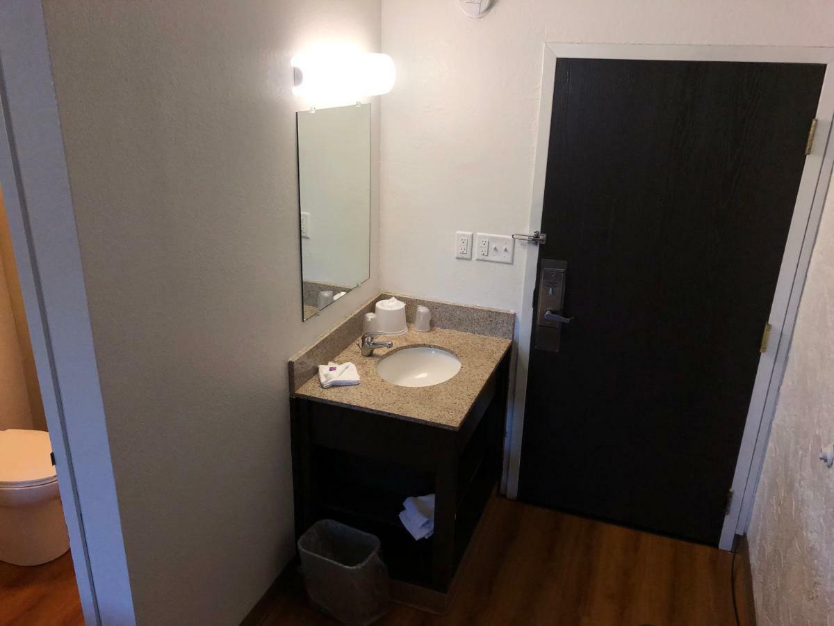 Motel 6-La Crosse, Wi Exteriör bild